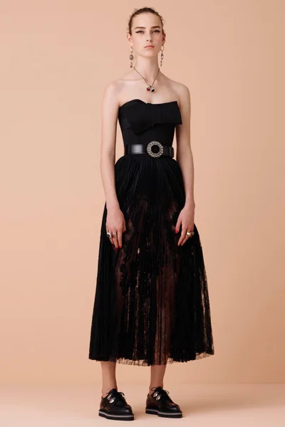 Look 17